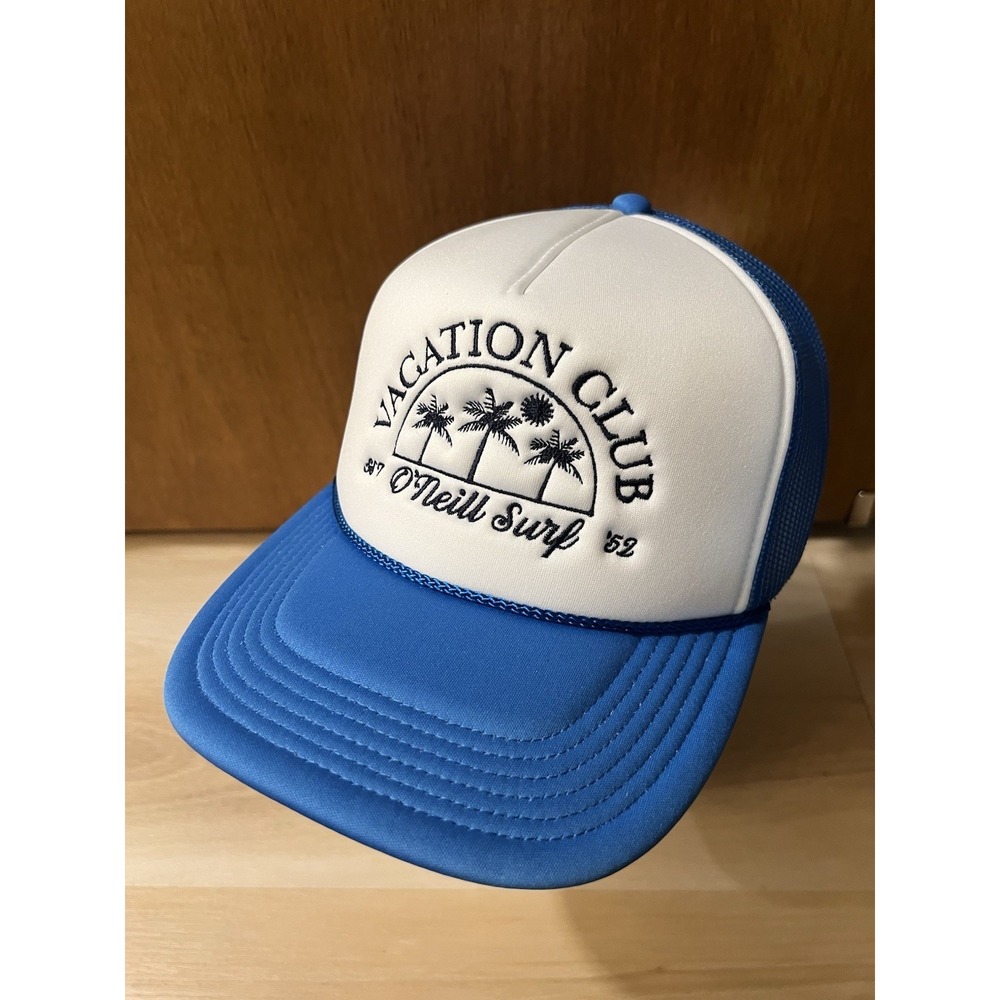 O'Neill Women's Arlie Patch Trucker Hat White/Blue OSFM Vacation Club